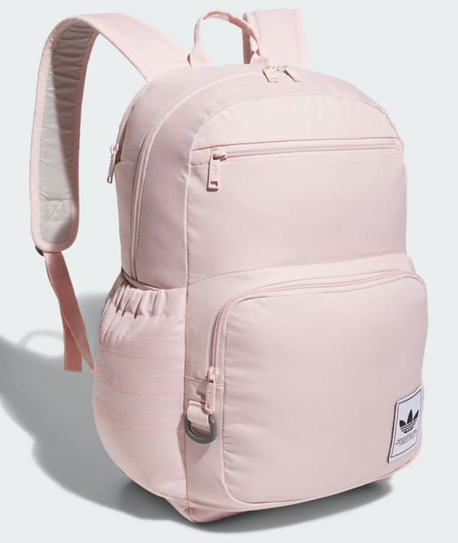 Mochila adidas Originals Premise en rosa pastel con parche del trébol y bolsillo frontal con cierre